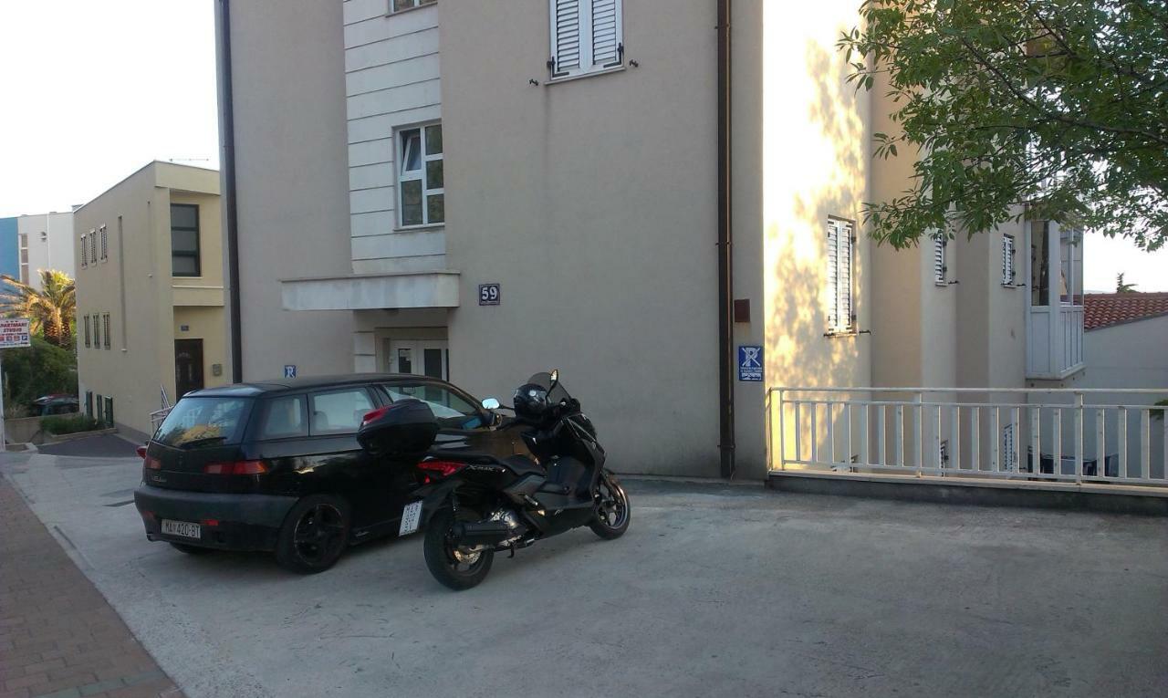 Apartment Viki มาคาร์สกา ภายนอก รูปภาพ